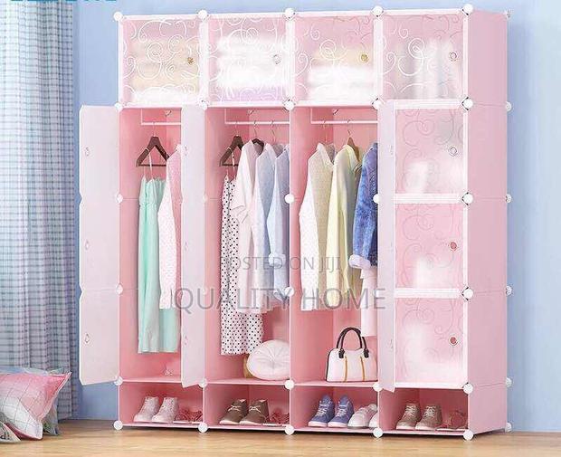 Plastic Wardrobe 16 Cubes · Photo 2