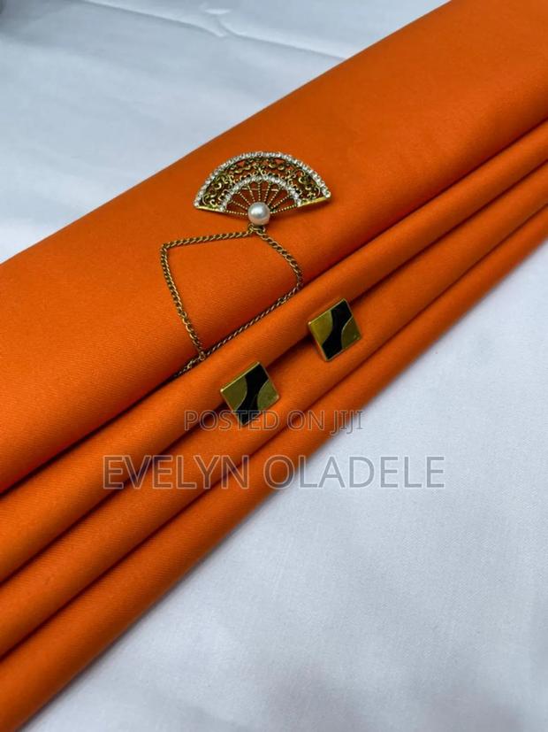 Cashmere Senator Men's Fabrics · Photo 5