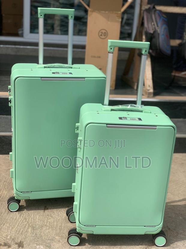 2set Green Luxurious Travel Luggage Bag · Photo 1