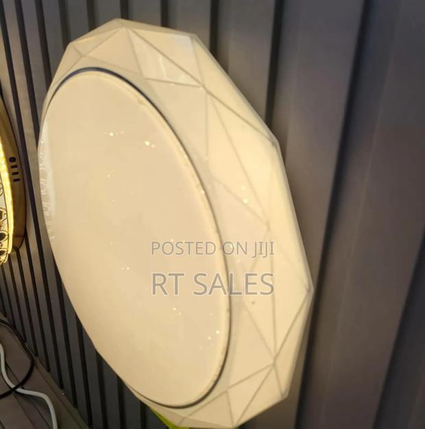 Modern Rr1 Ceiling Light · Photo 2
