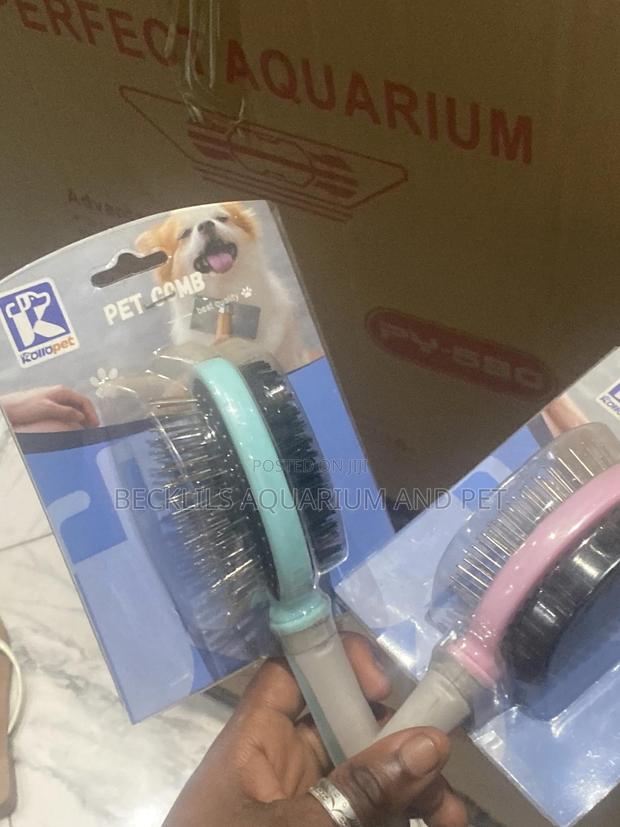 2 in 1 Bristle Pet Brush · Photo 1