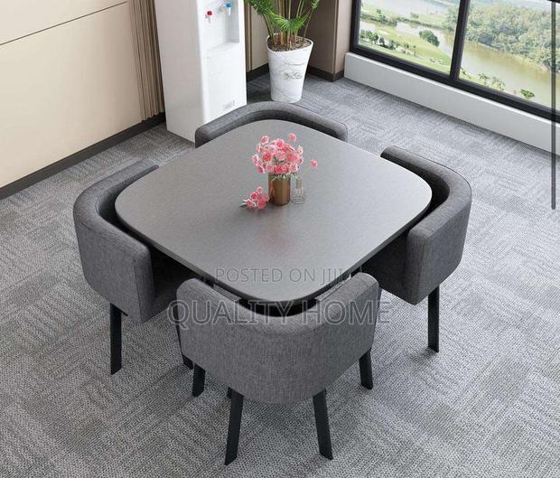 Dinning Table 4 Set · Photo 1