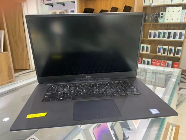 Laptop Dell Precision 5540 64GB Intel Core I7 SSD 1T · Photo 1