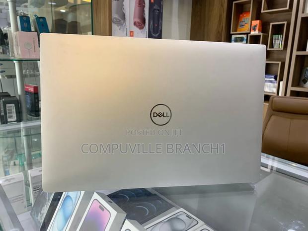 Laptop Dell Precision 5540 64GB Intel Core I7 SSD 1T · Photo 2