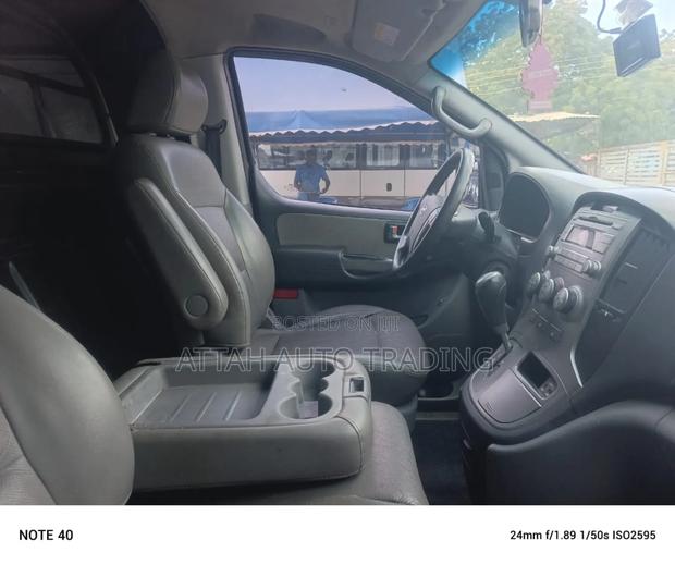 Hyundai FB 2015 Silver · Photo 5