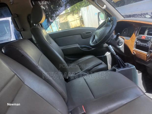 Porta Manual Double Cabin · Photo 6
