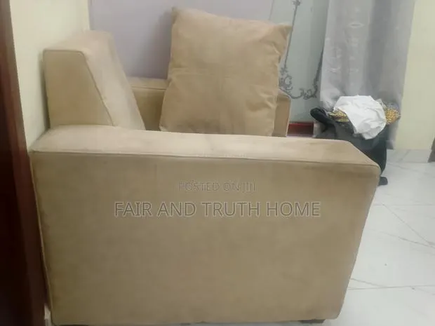 Buy Good Hall Sofa at Affordable · Photo 1