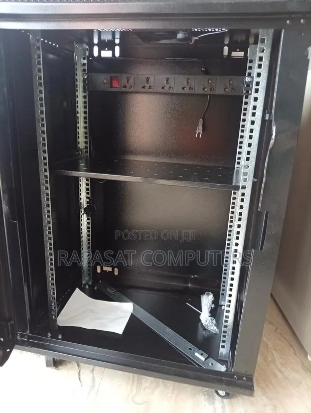 15u Network Rack With Fan,pdu Tray(600*450mm) · Photo 1