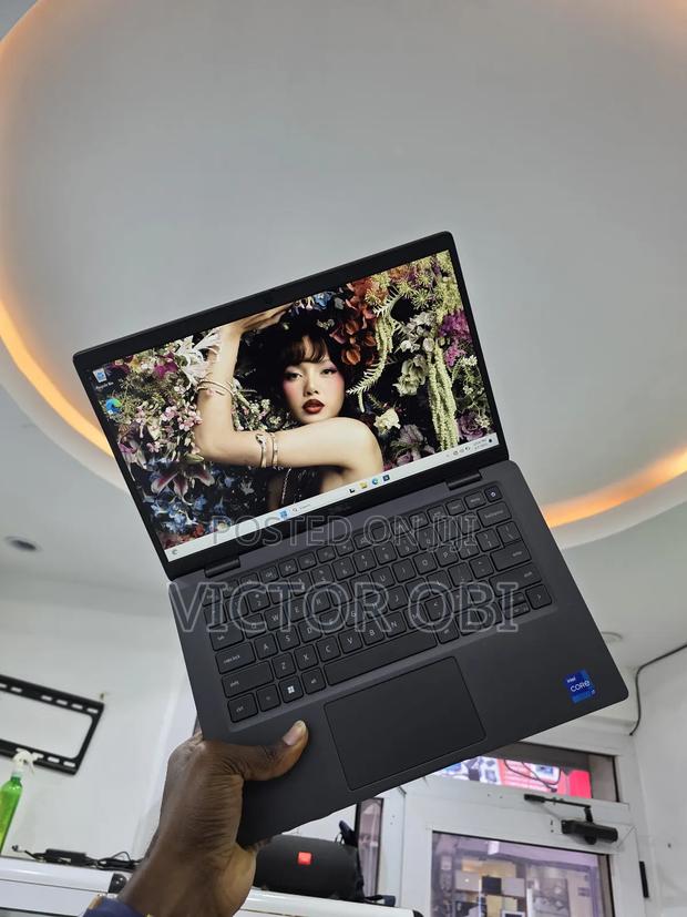 Laptop Dell Latitude 7320 32GB Intel Core I7 SSD 256GB · Photo 3
