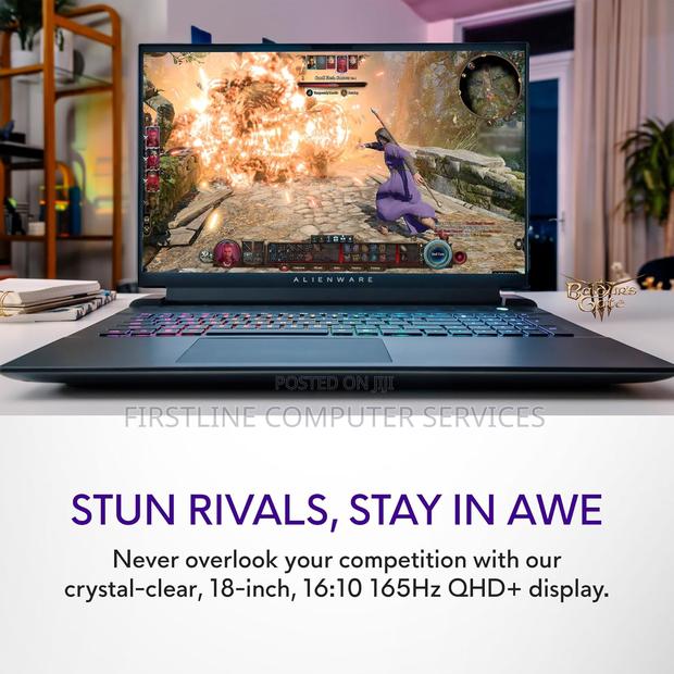 New Laptop Dell Alienware M18 R2 32GB Intel Core I9 SSD 1T · Photo 3