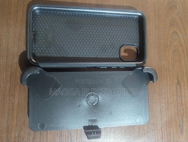 Samsung A04e Rugged Military Hard Case (Otterbox Defender) · Photo 3