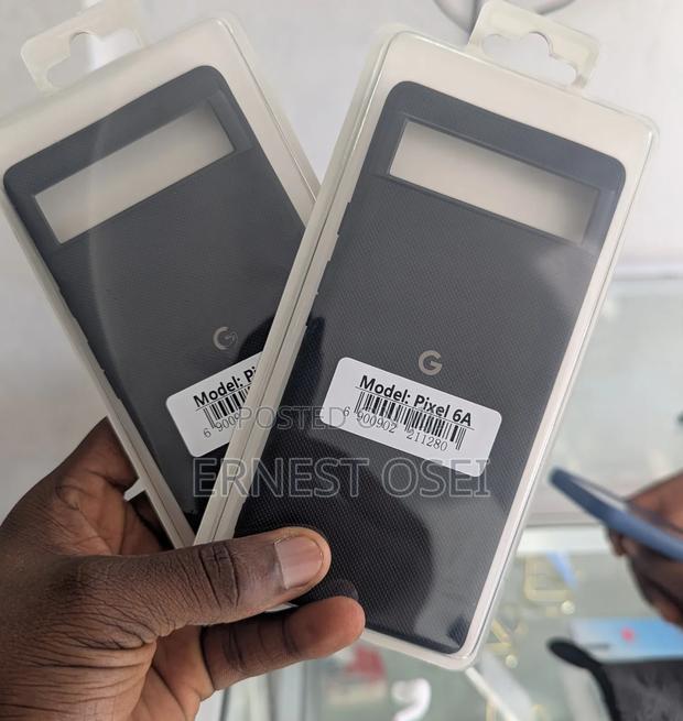 Carbon Fiber Cases for Pixel 5,5a,6,6a,6 Pro, 7, 7a, 7pro,9 · Photo 3