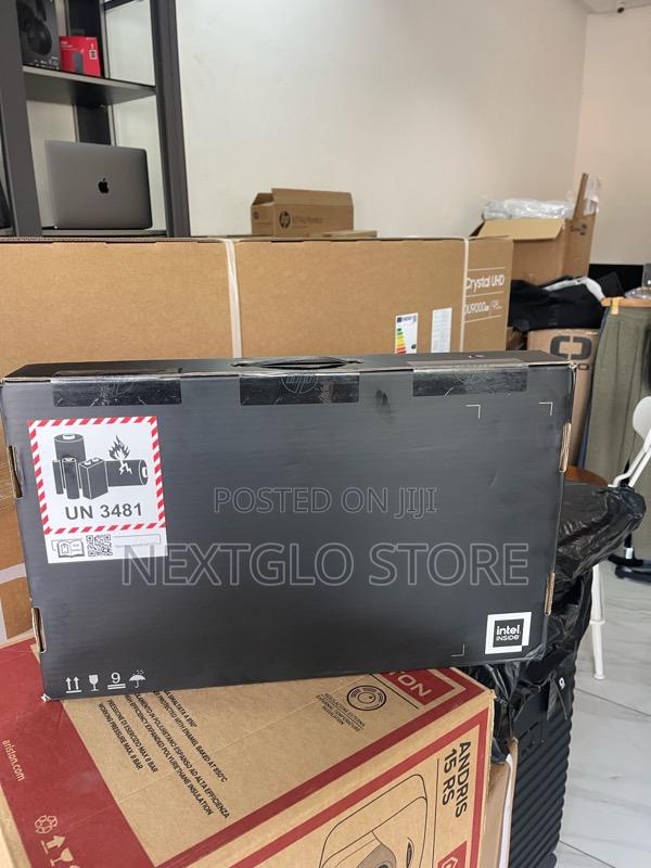 New Laptop HP Envy X360 16GB Intel Core Ultra 7 SSD 512GB · Photo 3