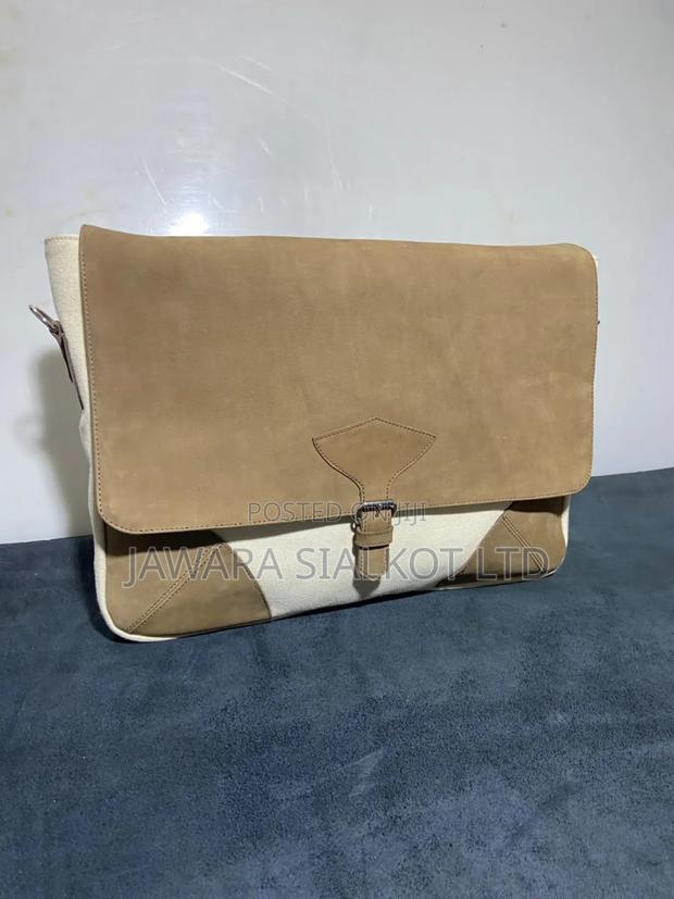 Geniune Cowhide Leather Bag For Office And Laptop · Photo 8