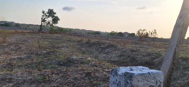 Free Freebies on Certified Lands at Prampram Beach Road · Photo 1