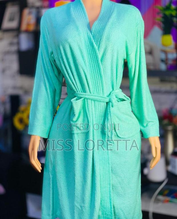 Bath Robe and Morning Coat · Photo 3
