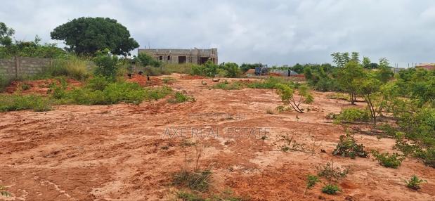 Urgent Titled Plots at Tema Community 25 · Photo 2