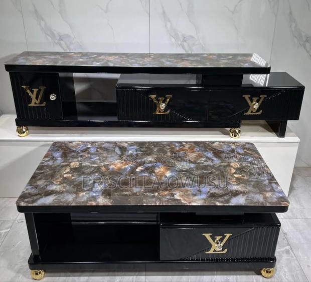 Tv Stand Center Table Set · Photo 1