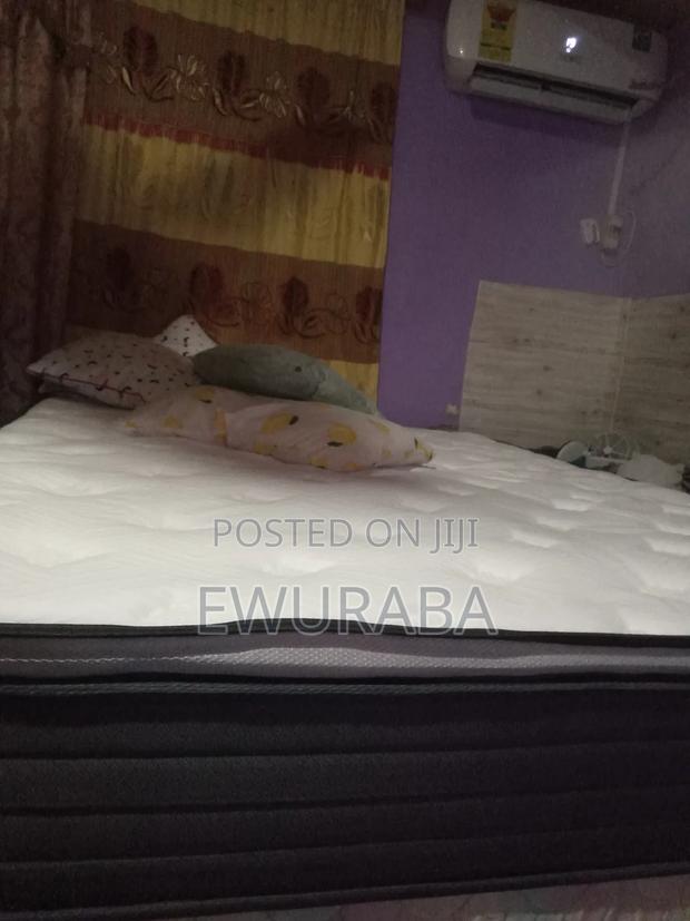 FRESH IN a BOX King Size Compressed Spring Mattress · Photo 3