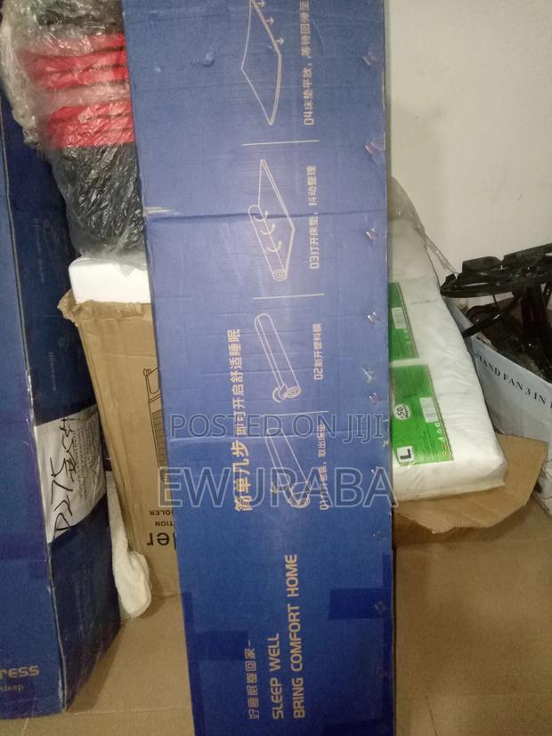 FRESH IN a BOX King Size Compressed Spring Mattress · Photo 4