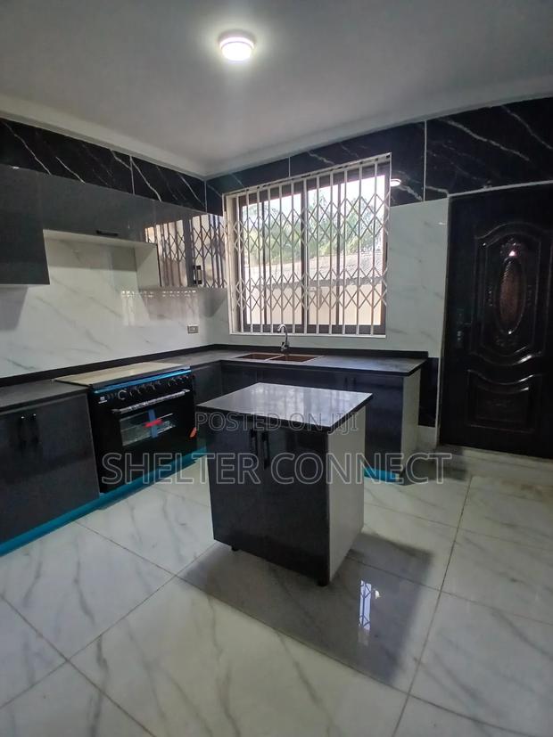 3bdrm Duplex in Oyarifa for rent · Photo 4