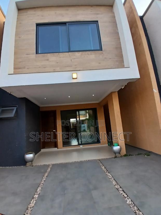3bdrm Duplex in Oyarifa for rent · Photo 1