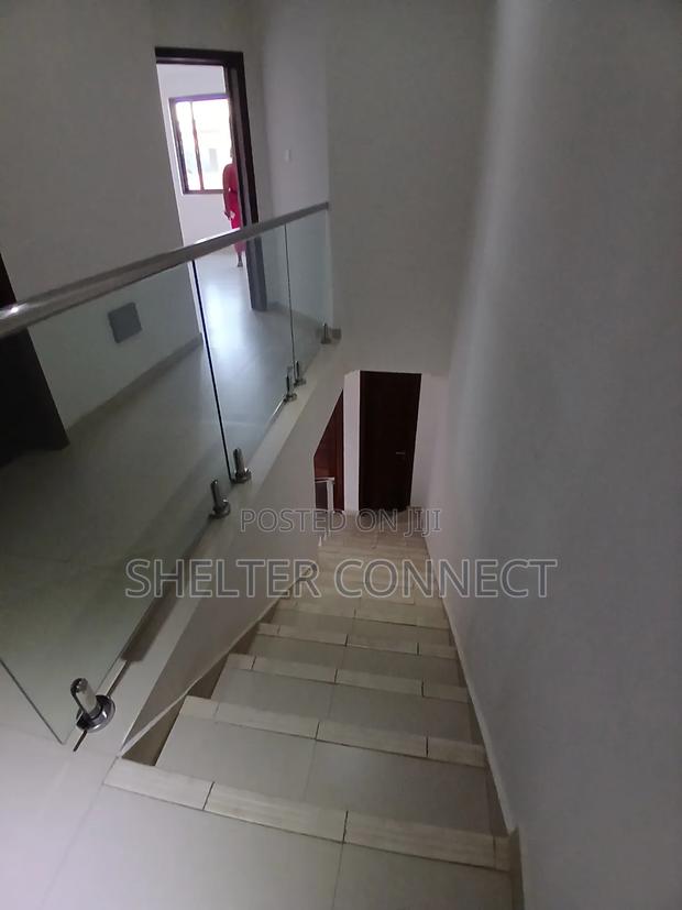 3bdrm Duplex in Oyarifa for rent · Photo 7