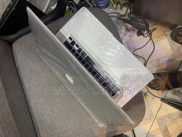 New Laptop Apple MacBook Pro 2010 4GB Intel Core 2 Duo HDD+SSD 128GB · Photo 3
