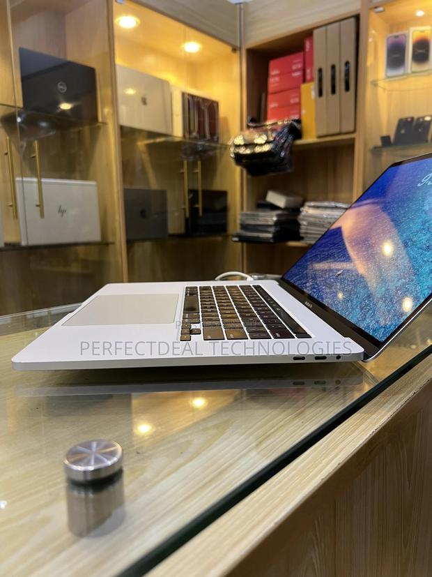 New Laptop Apple MacBook Pro 2019 16GB Intel Core i9 SSD 512GB · Photo 7