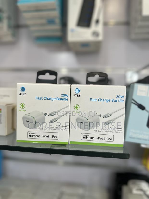 At T Usb-C to Lightning Premium Cable (6 Ft) · Photo 1