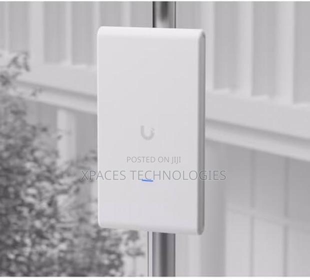 Ubiquiti Unifi U6 Mesh Pro Dual-Band Indoor/Outdoor Wi-Fi 6 · Photo 3