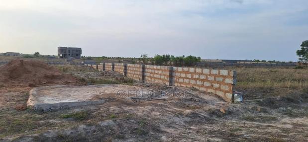 Special Easter Promo Deals on Certified Lands. · Photo 3