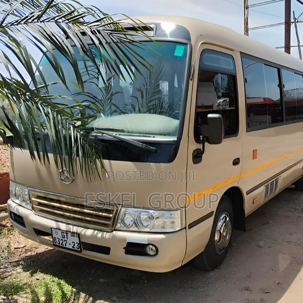 Coaster Bus for Rent · Photo 2