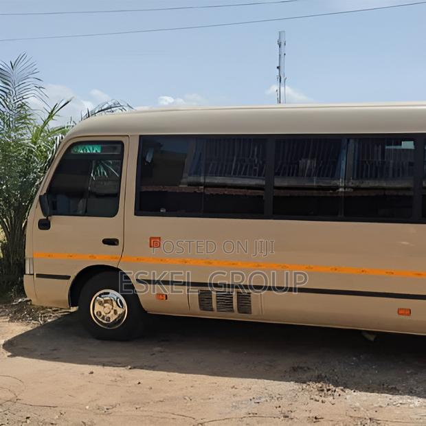 Coaster Bus for Rent · Photo 3