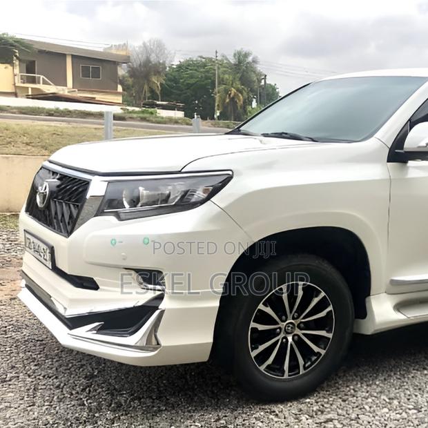 Prado for Rent Come With a Driver · Photo 3