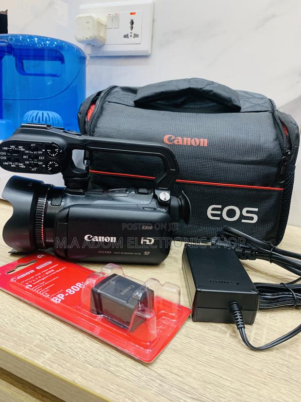 Canon Xa10 Video Camcorder · Photo 1