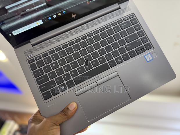Laptop HP ZBook 14u 8GB Intel Core I5 SSD 256GB · Photo 1