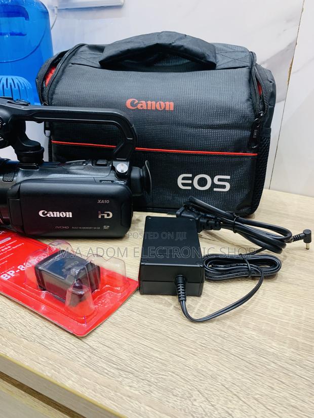 Check Out the Sleek Canon Xa20 Video Camera for Livestream · Photo 1