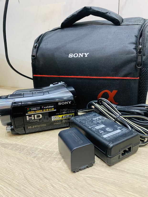 Sr 11 Sony Camera 60 Gig Inbuilt Memory · Photo 1