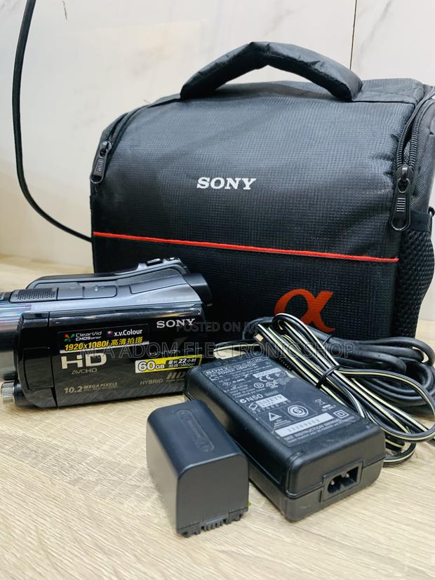 Sr 11 Sony Camera 60 Gig Inbuilt Memory · Photo 2
