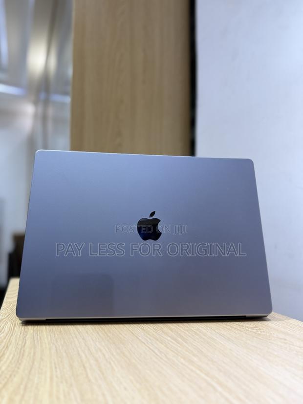 Laptop Apple MacBook Pro M1 16GB Apple M1 Pro SSD 512GB · Photo 3