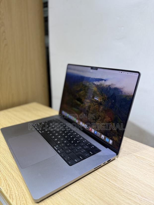 Laptop Apple MacBook Pro M1 16GB Apple M1 Pro SSD 512GB · Photo 4