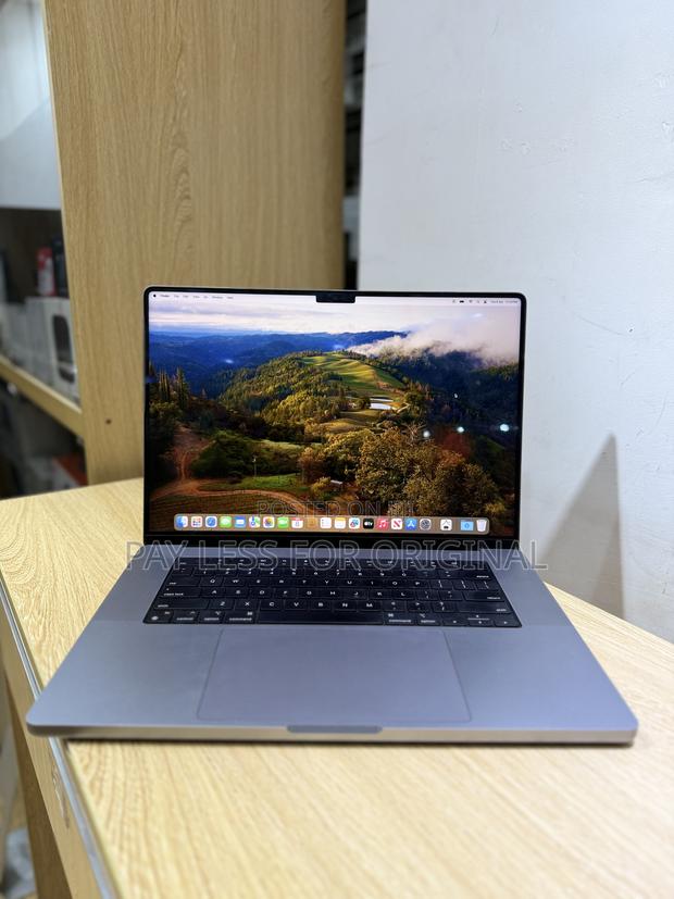 Laptop Apple MacBook Pro M1 16GB Apple M1 Pro SSD 512GB · Photo 1