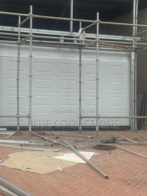 Morden Garage Door · Photo 1