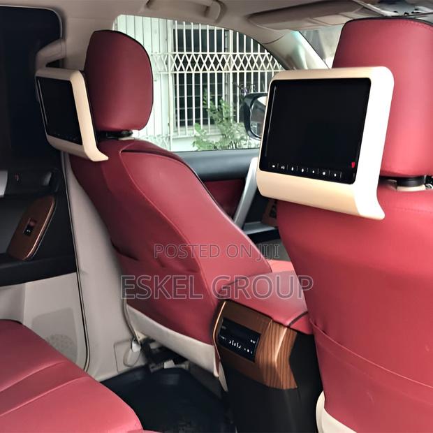 Prado 2020 for Rent Come With a Driver · Photo 3
