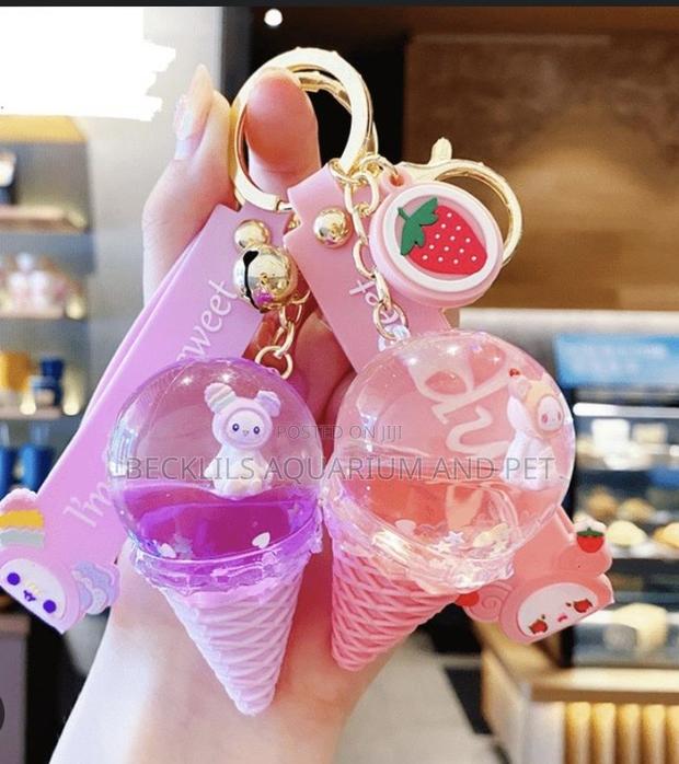 Keychain Liquid Key Holders · Photo 2