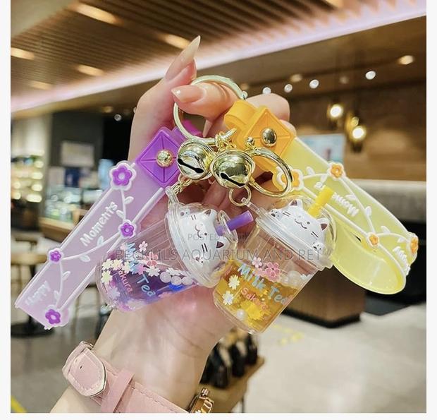 Resin Key-Holders · Photo 2