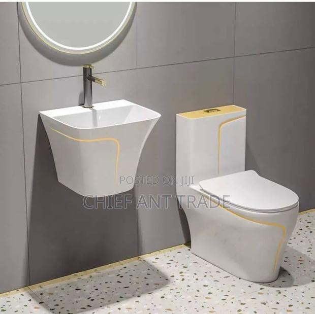 Toilet Seat Wc With Basin Gw06 · Photo 1