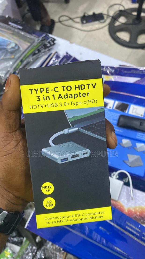 Type C to HDTV 3 in 1 Adapter · Photo 3