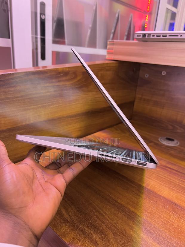 Laptop Apple MacBook Pro 2015 8GB Intel Core I5 SSD 128GB · Photo 3